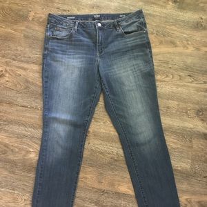 A.N.A Skinny Jeans Size 14 👖